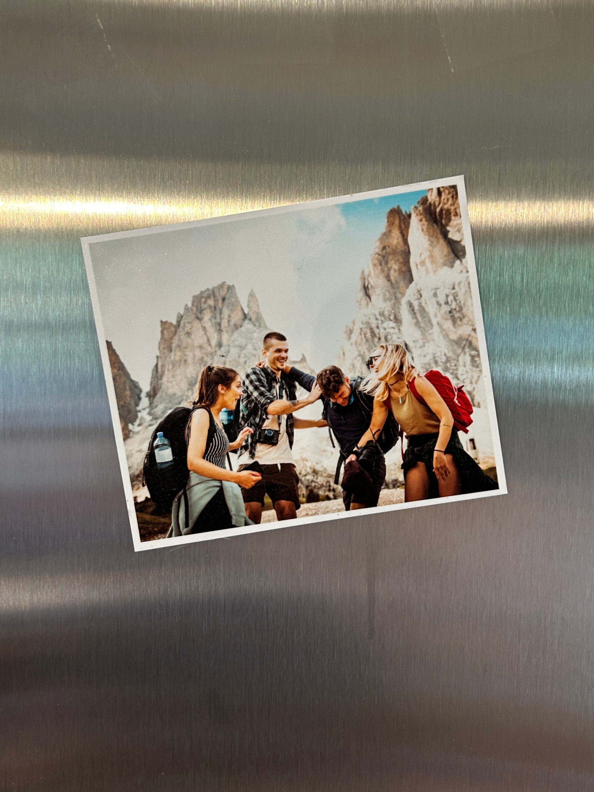 Vinyl photo magnet